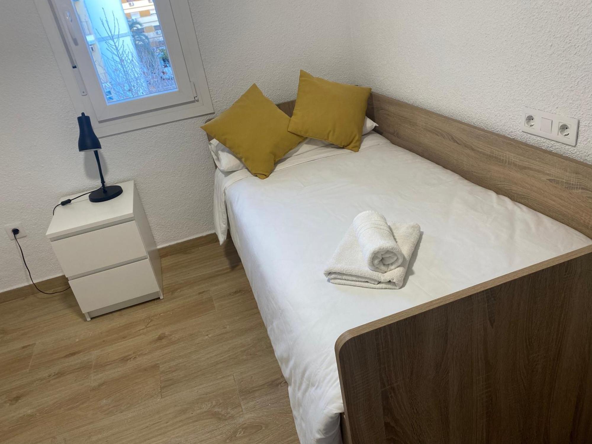 Plaza Andalucia Apartment -A 10Min Caminando Del Puente Romano コルドバ エクステリア 写真